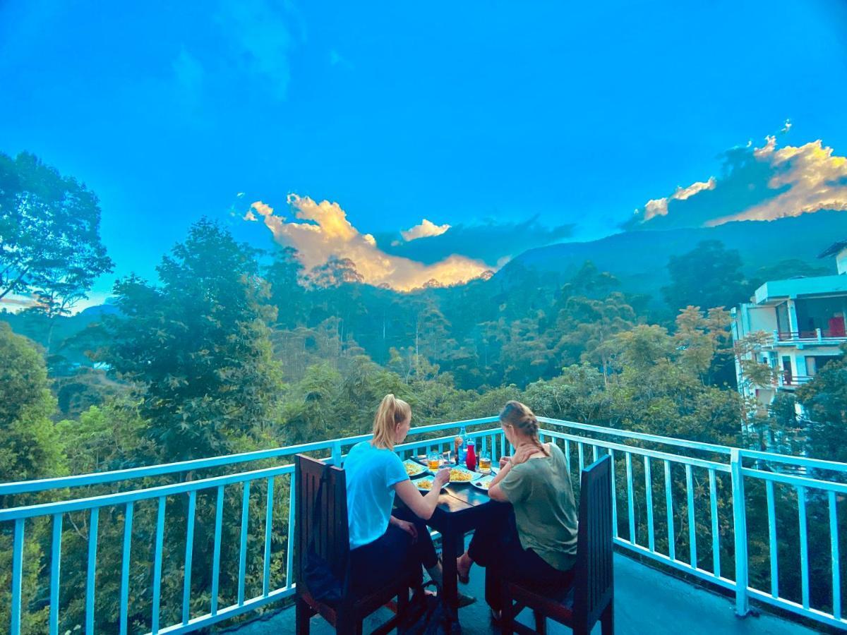 Adams Peak Inn Nallathanniya Bagian luar foto