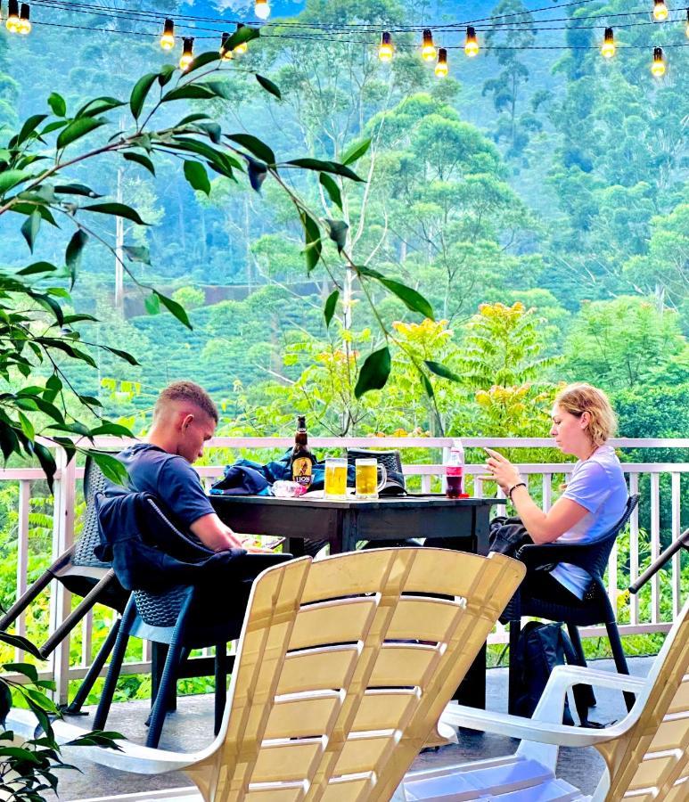 Adams Peak Inn Nallathanniya Bagian luar foto
