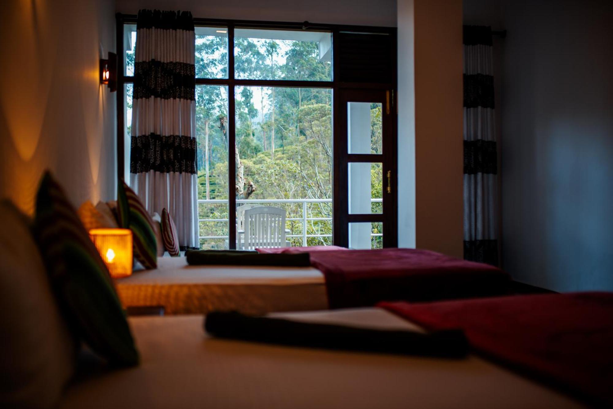 Adams Peak Inn Nallathanniya Bagian luar foto